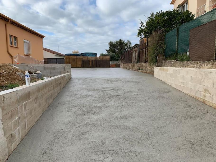 Belle Maison 100M2 Avec Terrasse Et Parking Prive Beziers Exterior photo