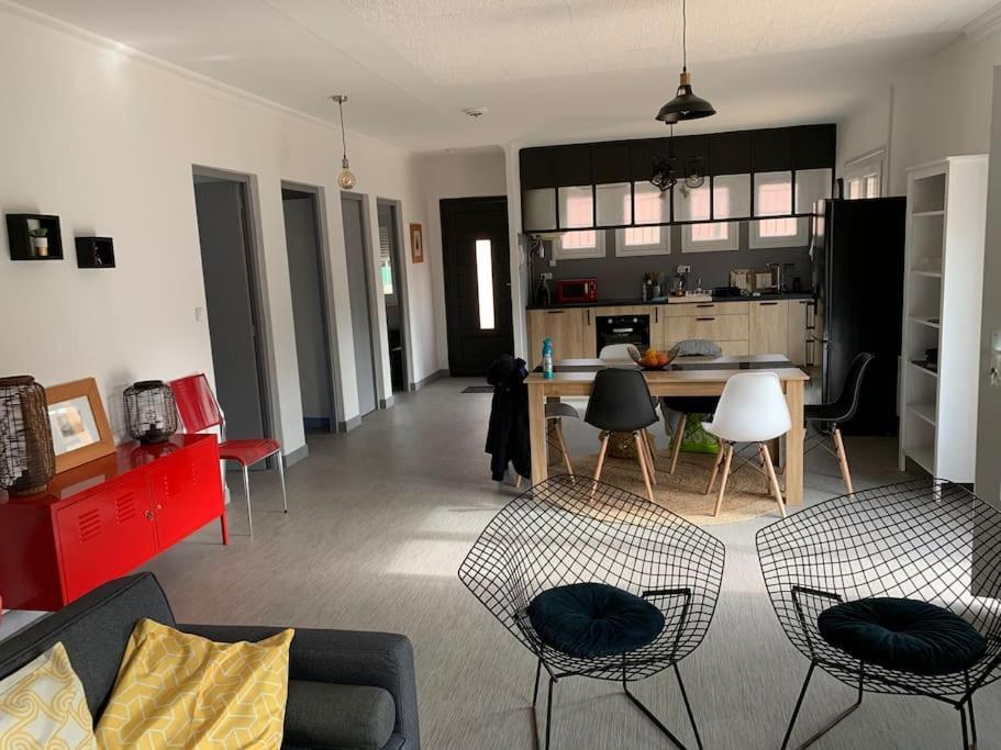 Belle Maison 100M2 Avec Terrasse Et Parking Prive Beziers Exterior photo